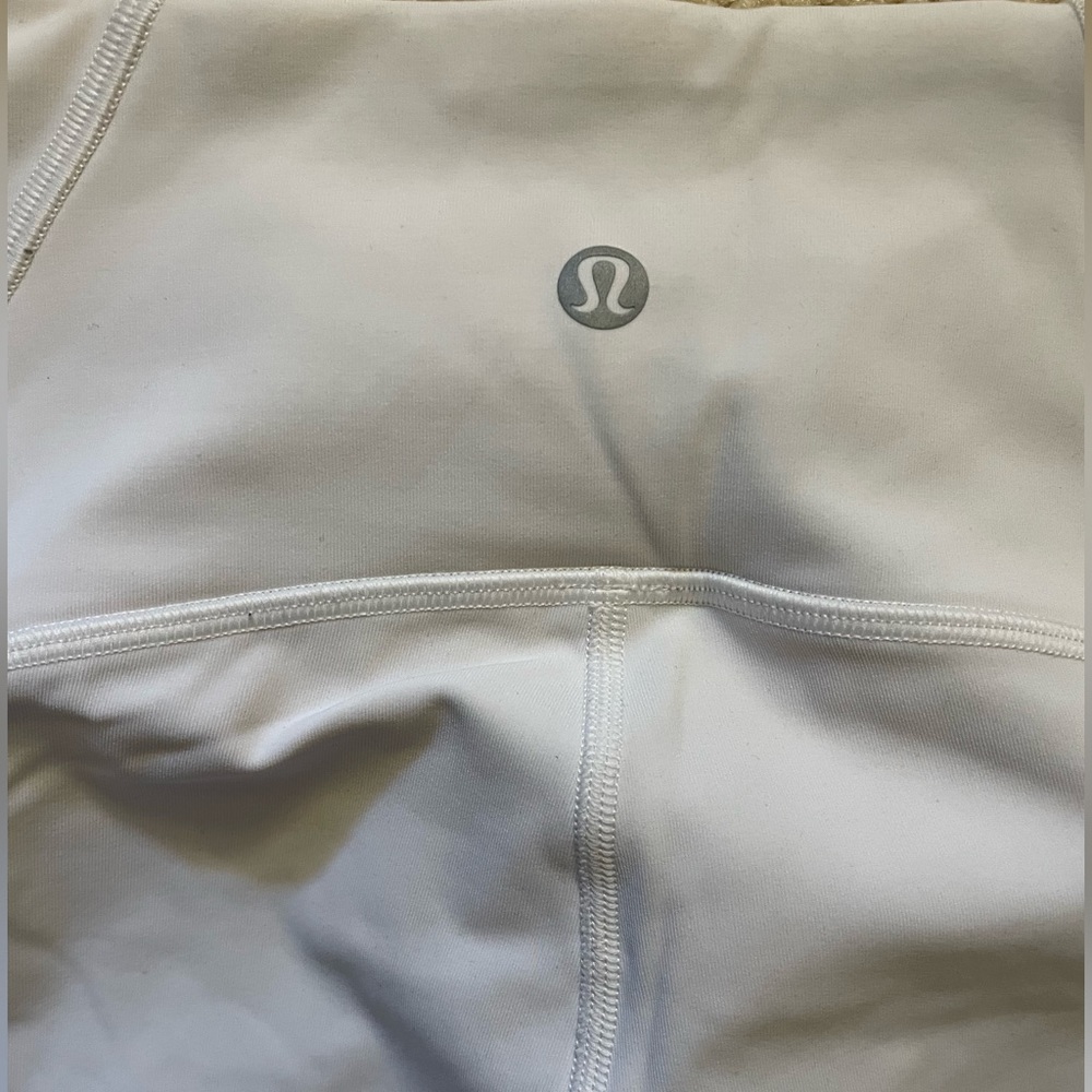 White Cropped Lululemon Leggings